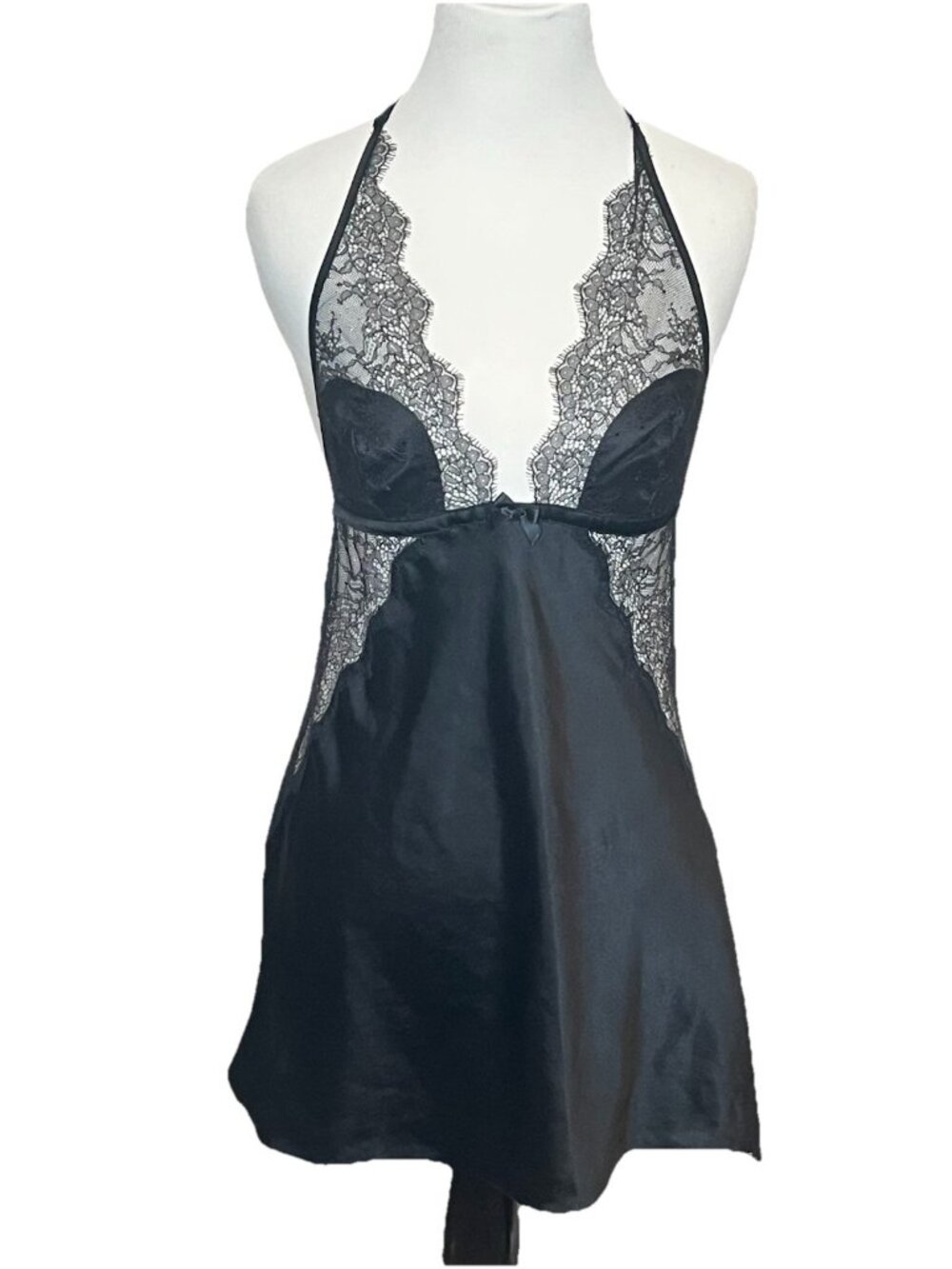 Victoria's Secret Medium Black Satin Lace Babydoll Chemise Halter Open Back Y2K